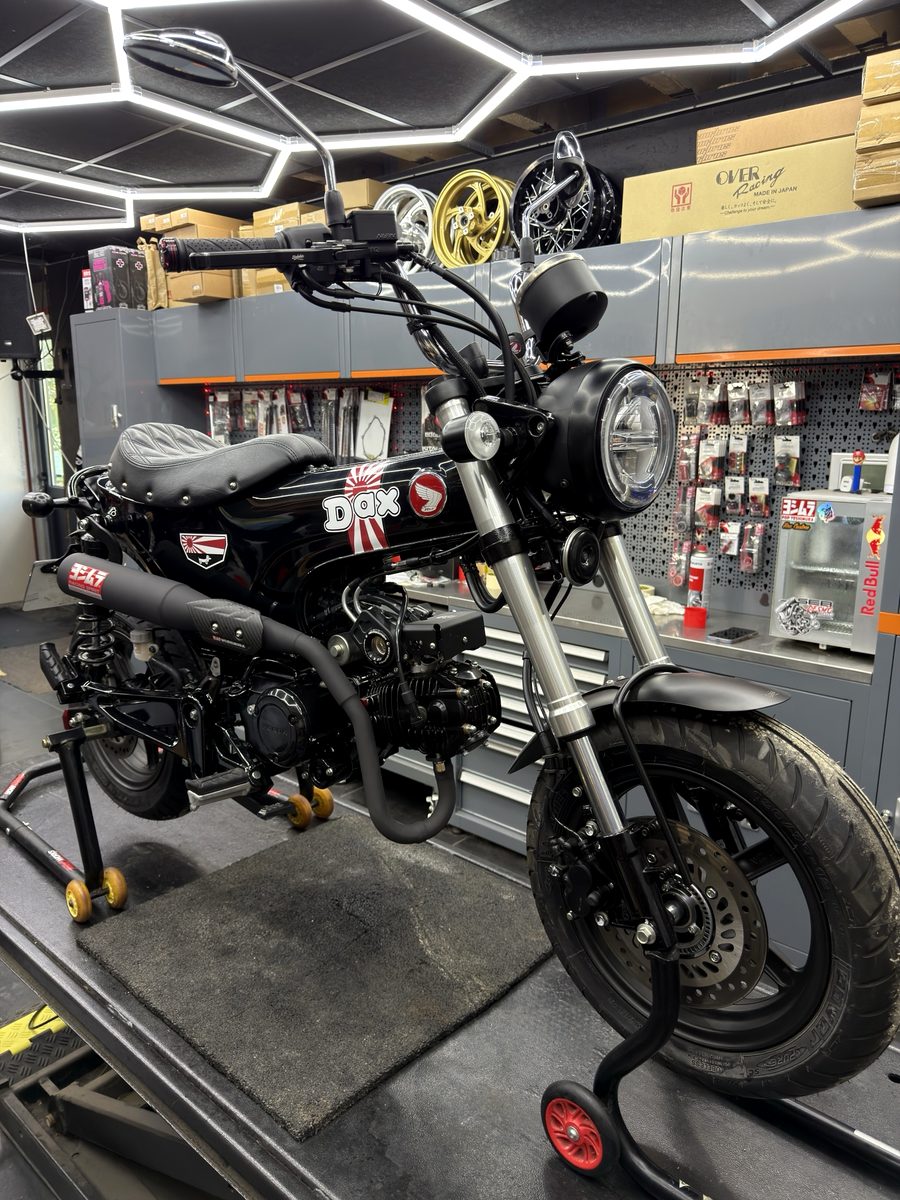 Honda Dax 125 JB-06