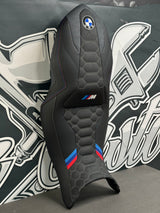 selle BMW F900R / F900XR noir sur-mesure