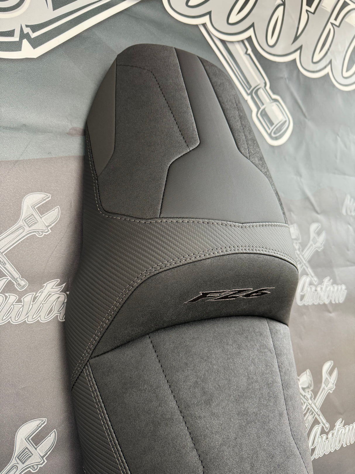 selle Yamaha FZ6 