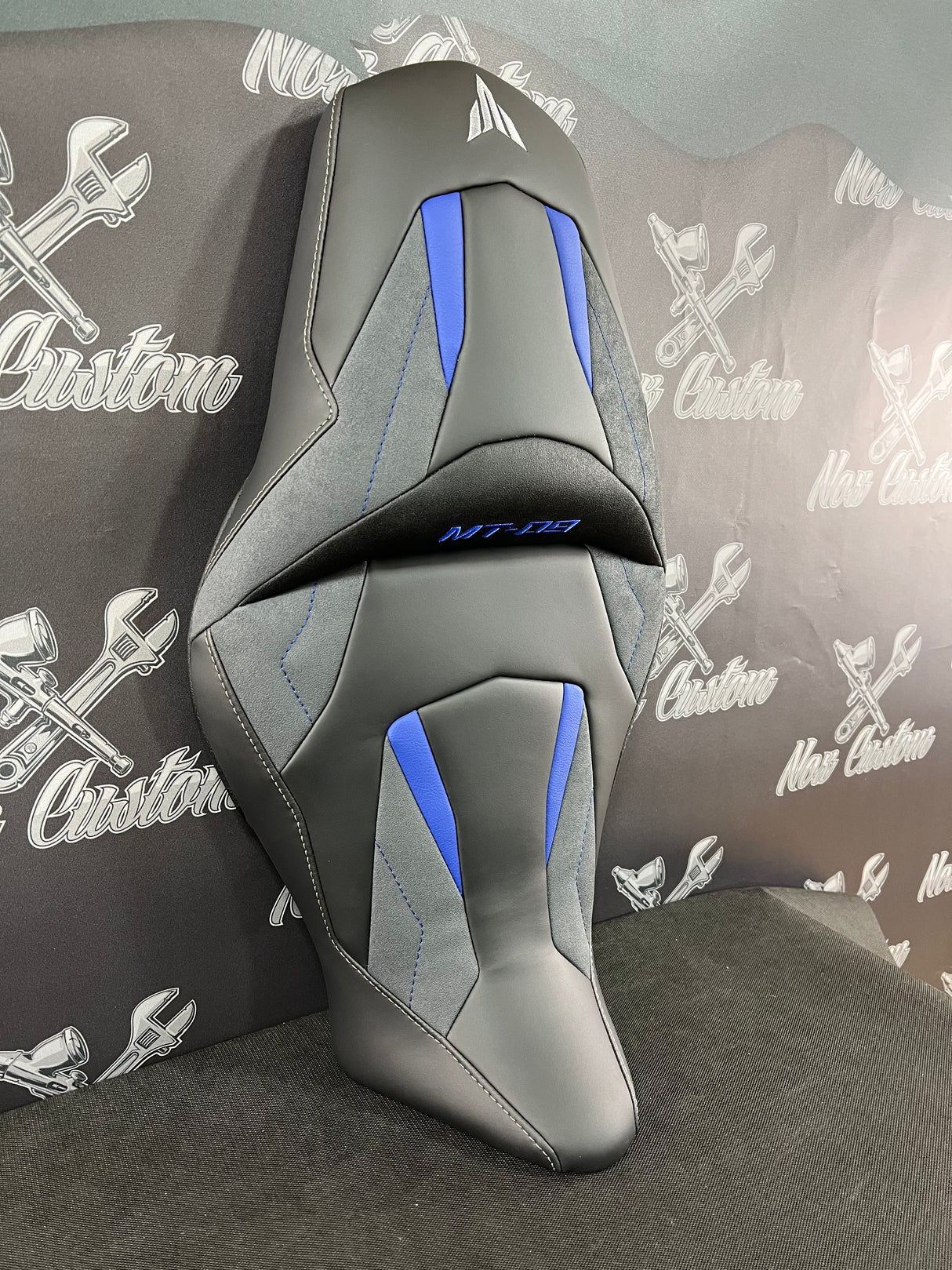 Garnissage de selle pour YAMAHA MT-09 - Phase 3 ( 2021 à aujourd'hui )